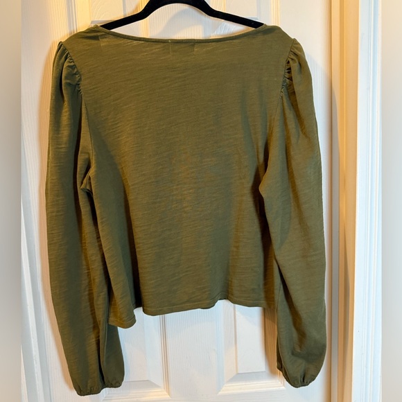 Nation LTD Pascale Olive Green Puff Sleeve  Blouse Croptop Breathable Relaxed - Picture 10 of 11